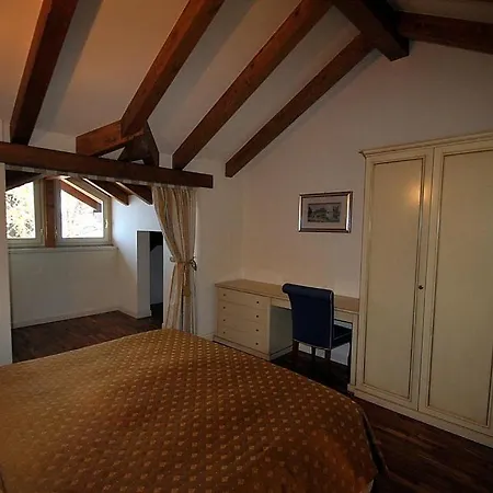 Apartmán Sleeps 4 Pool Wifi Meina