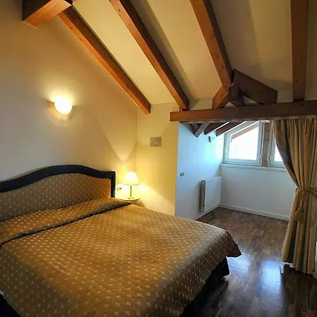 Sleeps 4 Pool Wifi Apartmán Meina