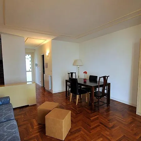 Sleeps 4 Pool Wifi Apartmán *