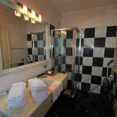 Sleeps 4 Pool Wifi Apartmán